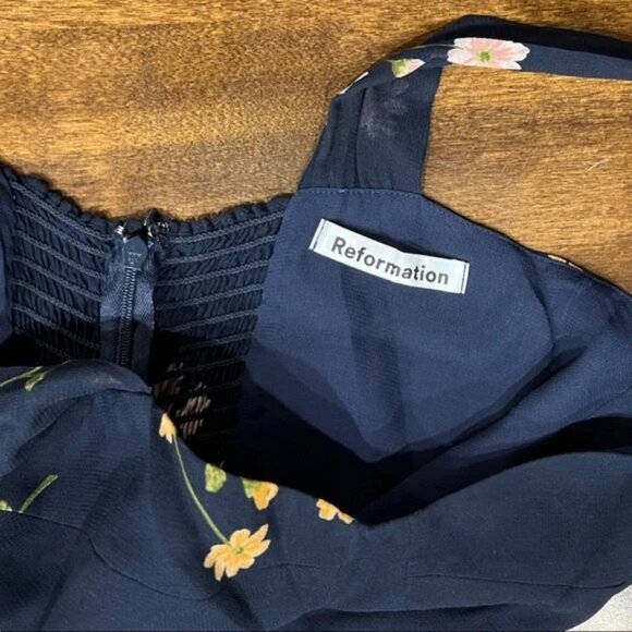 Reformation Fulton Midi Dress in Princess Margaret Navy - Size 6 - Small Flaw - Picture 4 of 7